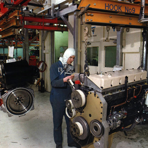 Engines on a MCM AT500 Power & Free conveyer Engines on a MCM AT500 Power & Free conveyer