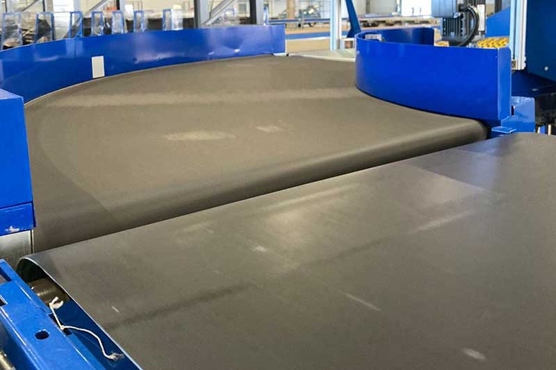 Curve a nastro per l'intralogistica Belt Curves for Intralogistics