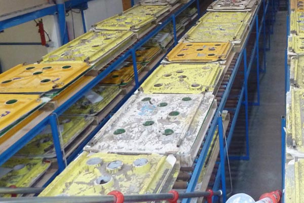 Prodotti in resina stampata Moulded Resin Products