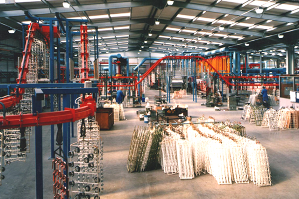 Trasportatori aerei MCM Powertrack MCM Powertrack Overhead Conveyors