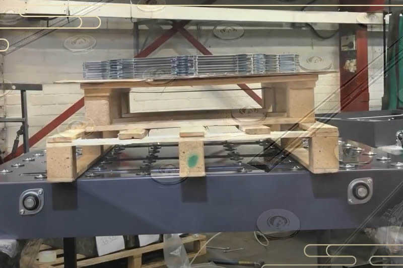 Lavorazioni con tavoli elevatori e a sfere