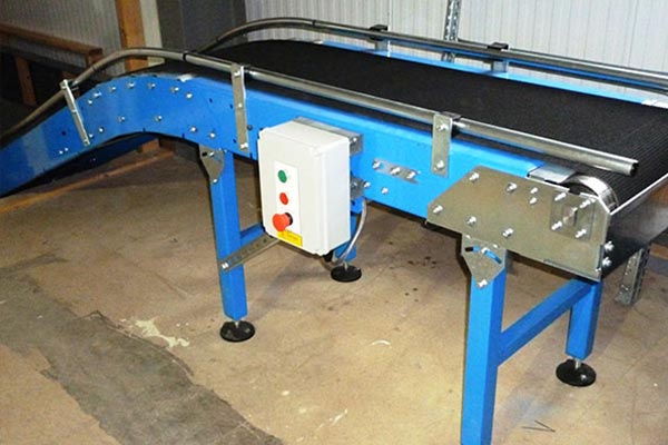 Trasportatori a collo di cigno Swan Neck Conveyors